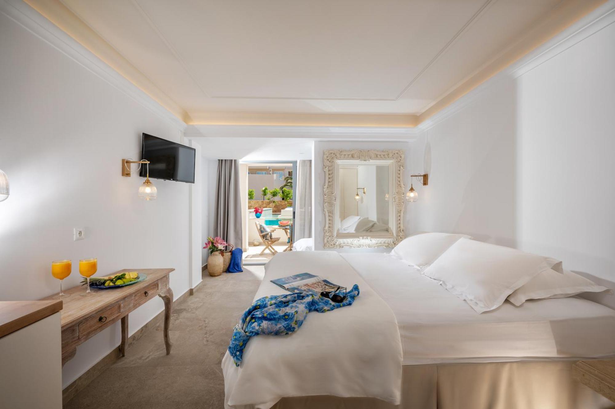 Parthenis Beach, Suites By The Sea Malia  Ngoại thất bức ảnh